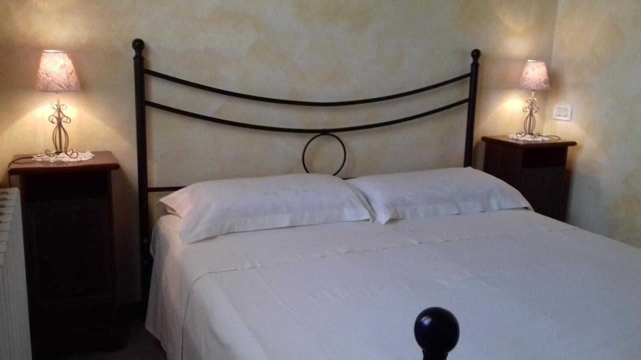 Agriturismo Tenuta Santa Maria Notaresco Buitenkant foto